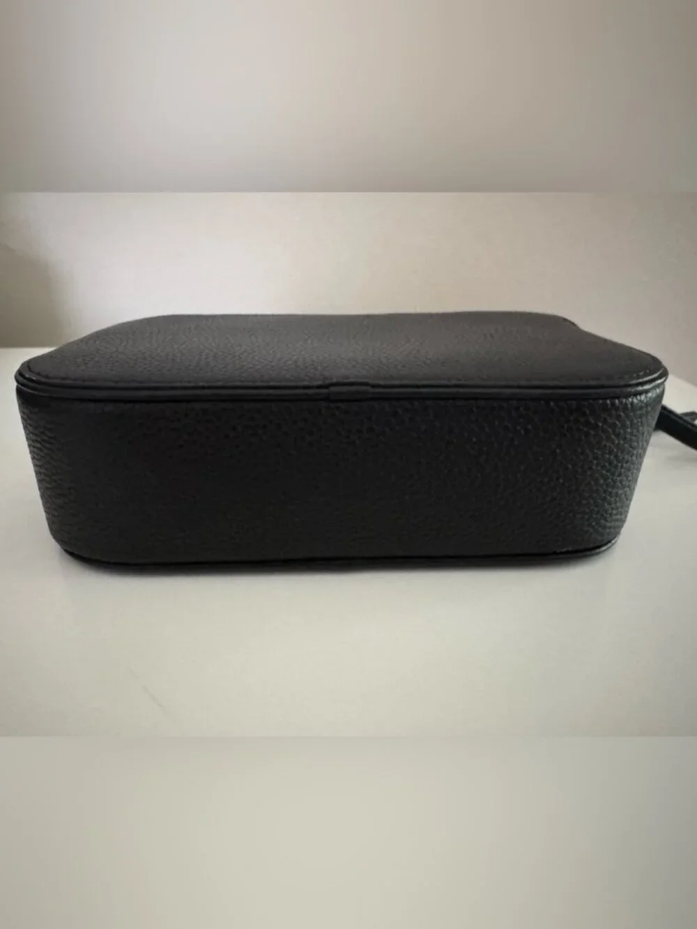 Tory Burch genuine pebbled